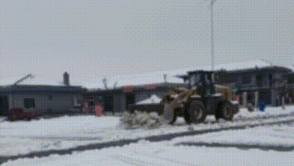 以雪为令，闻雪而动 | 蓼城物业全力清雪保畅通，守护业主温暖出行路！